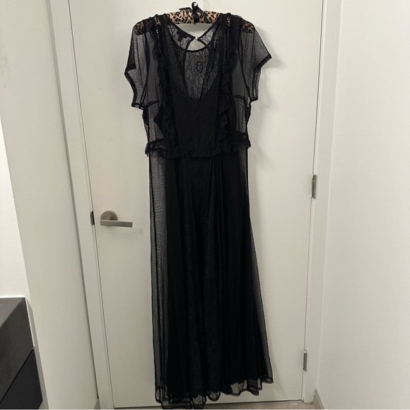 Torrid High Neck Lace Maxi Dress - Picture 4 of 6